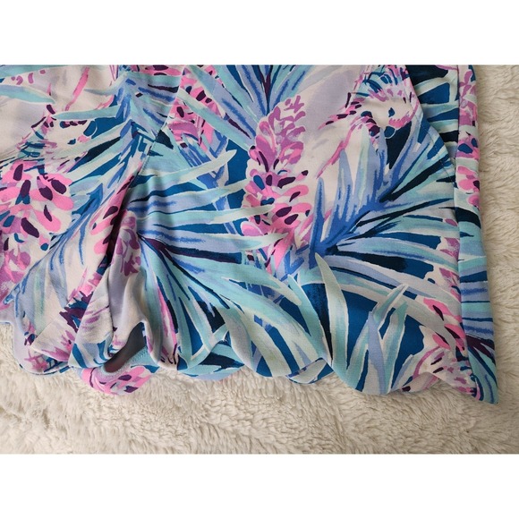 Lilly Pulitzer Buttercup Scallop Hem Shorts 12 Blue Pink Floral Palm Paradise - Picture 2 of 10